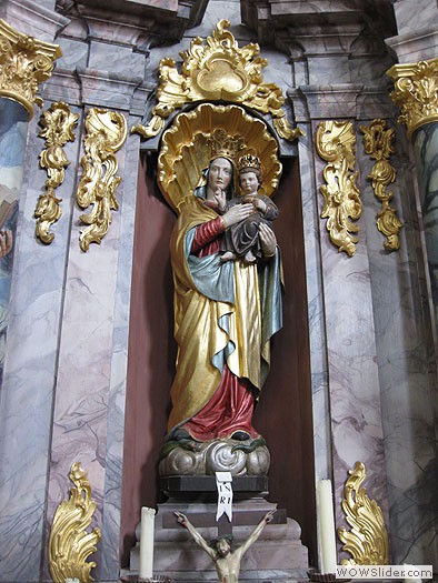 Statue der Gottesmutter